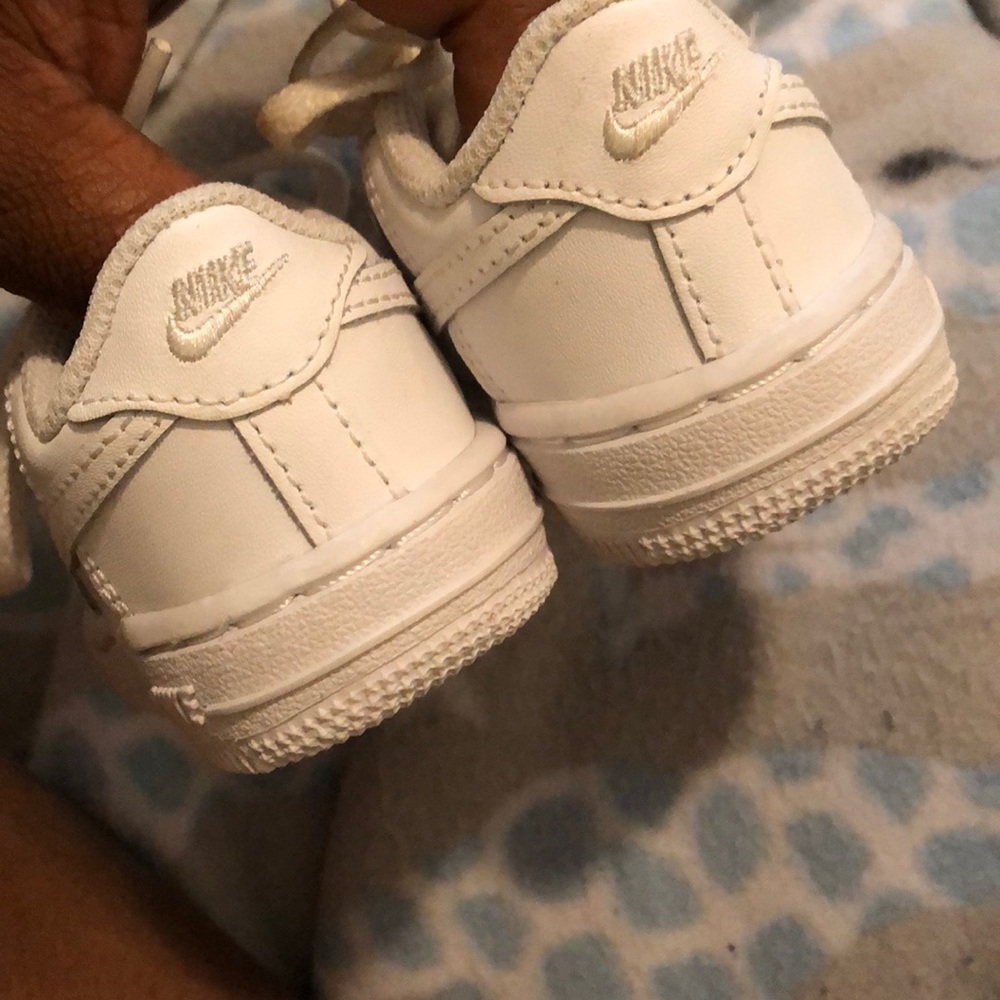 Air forces - Picture 4 of 4